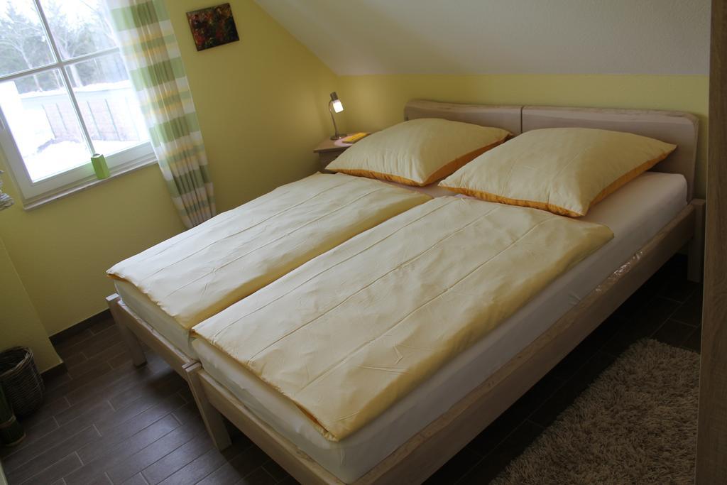 Fischer's Ferienhaus Rügen Ummanz Zimmer foto